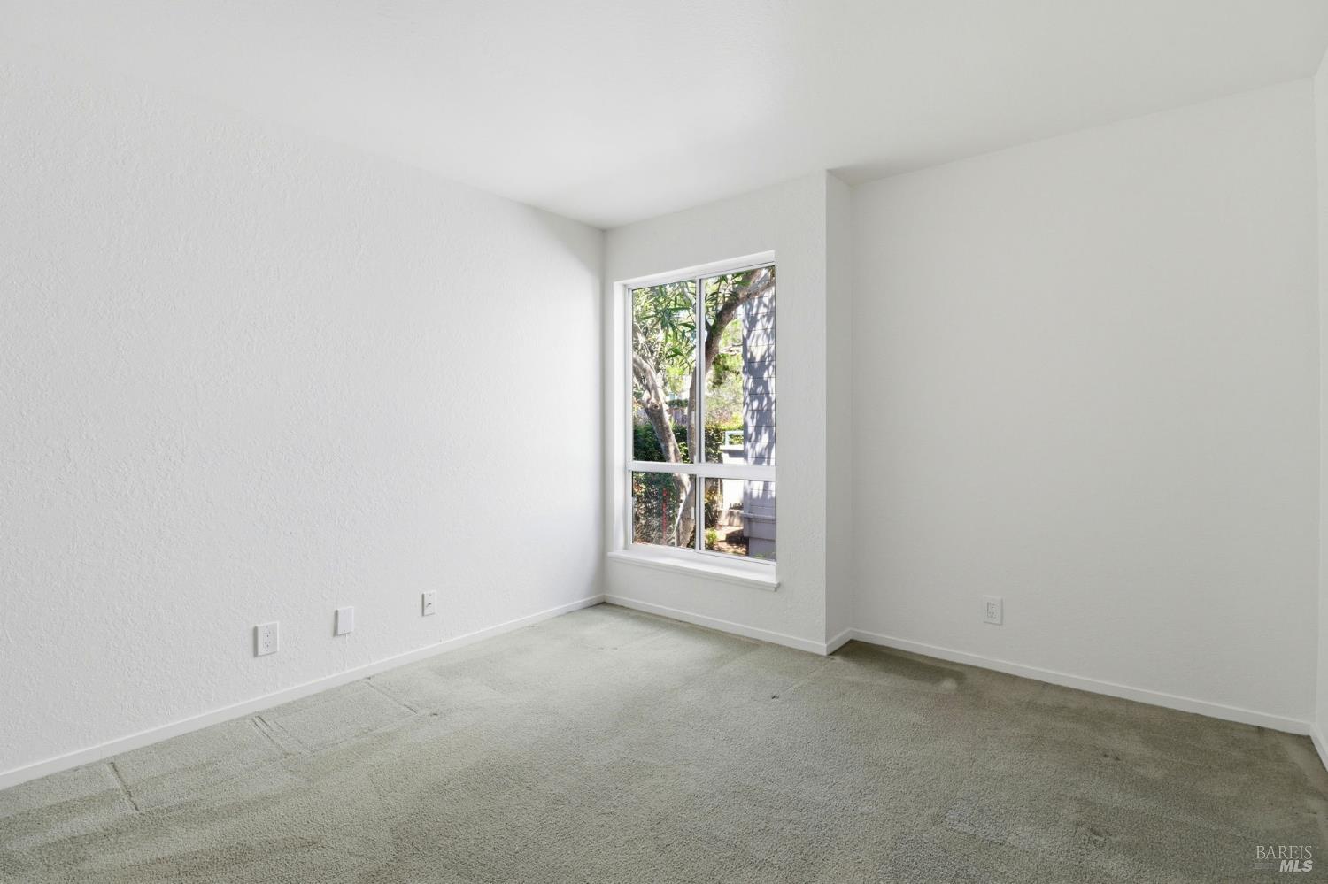 318 Larkspur Plaza Drive