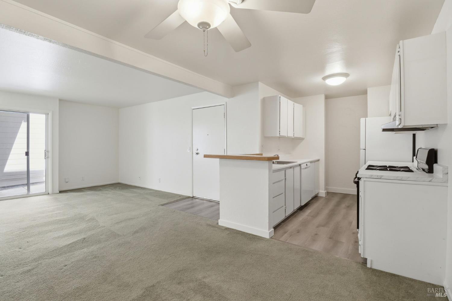 318 Larkspur Plaza Drive