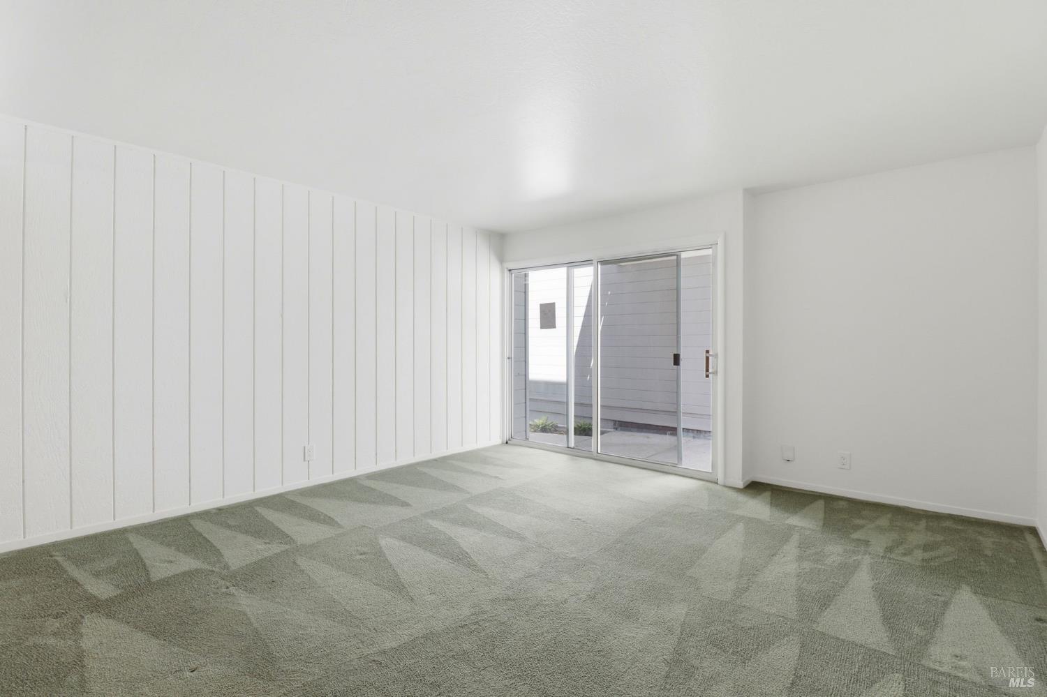 318 Larkspur Plaza Drive