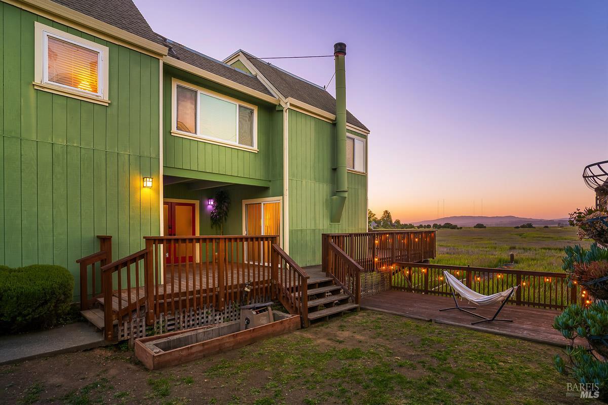 2729 Topaz Drive
