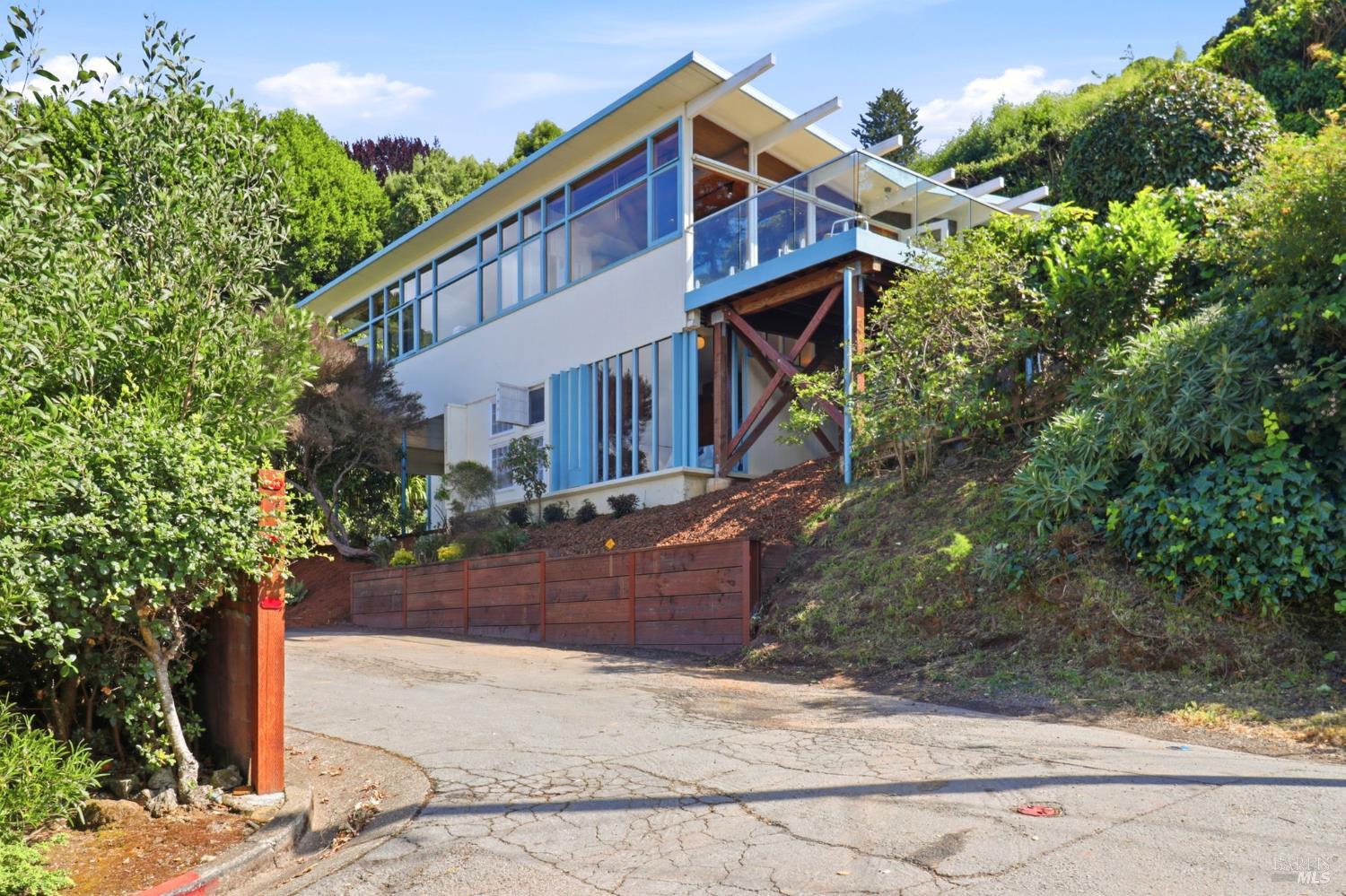 37 Glen Court