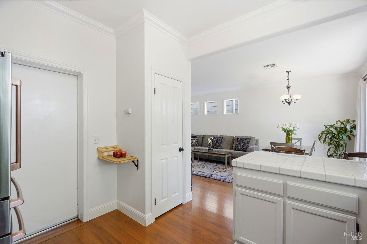 1121 Brighton View Circle