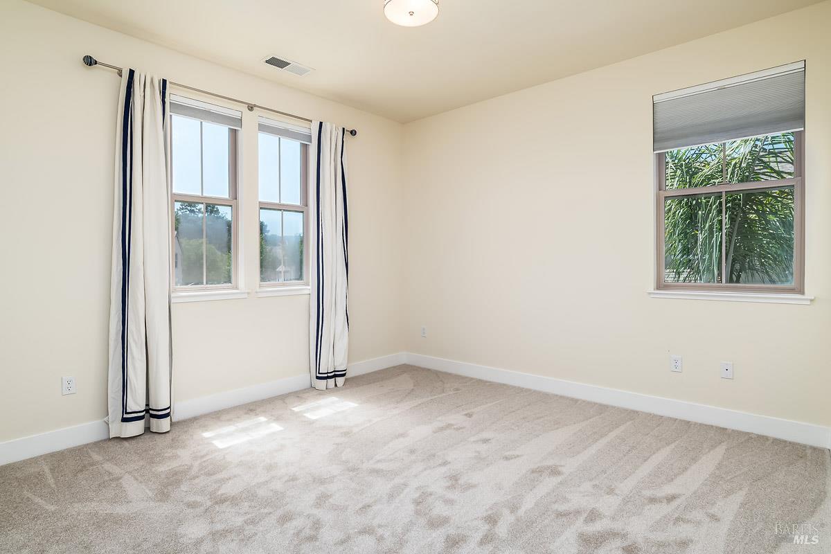 12 Avocet Court