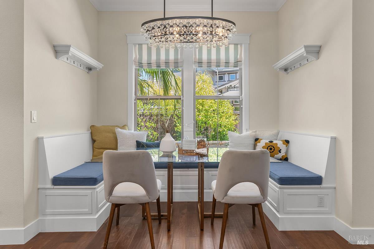 12 Avocet Court