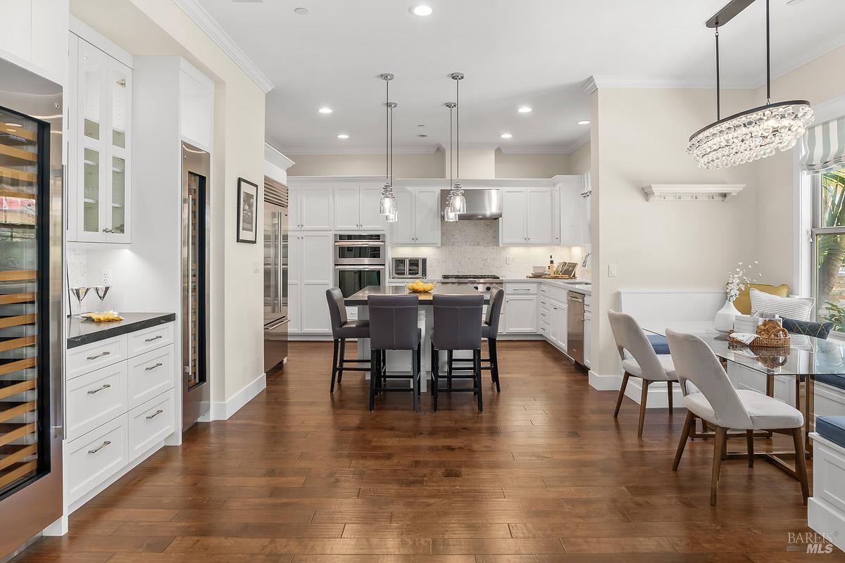 12 Avocet Court
