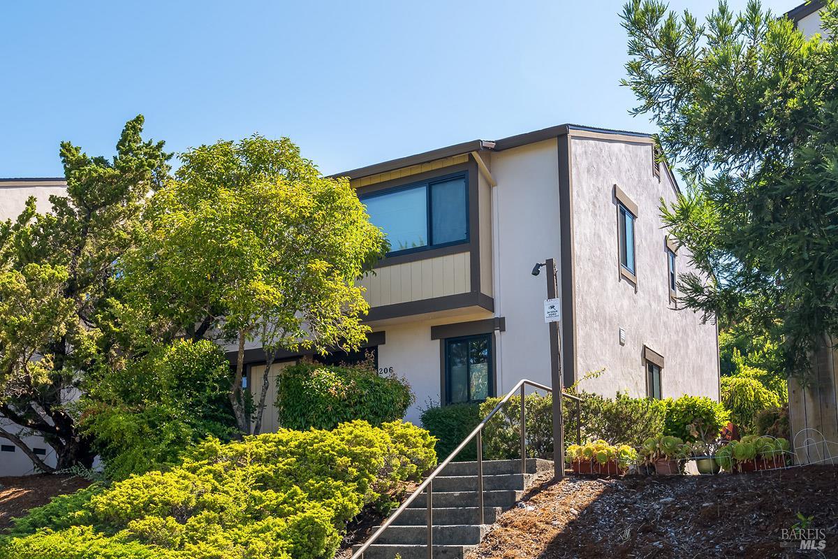 208 San Andreas Drive