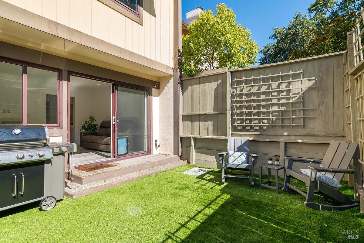 208 San Andreas Drive