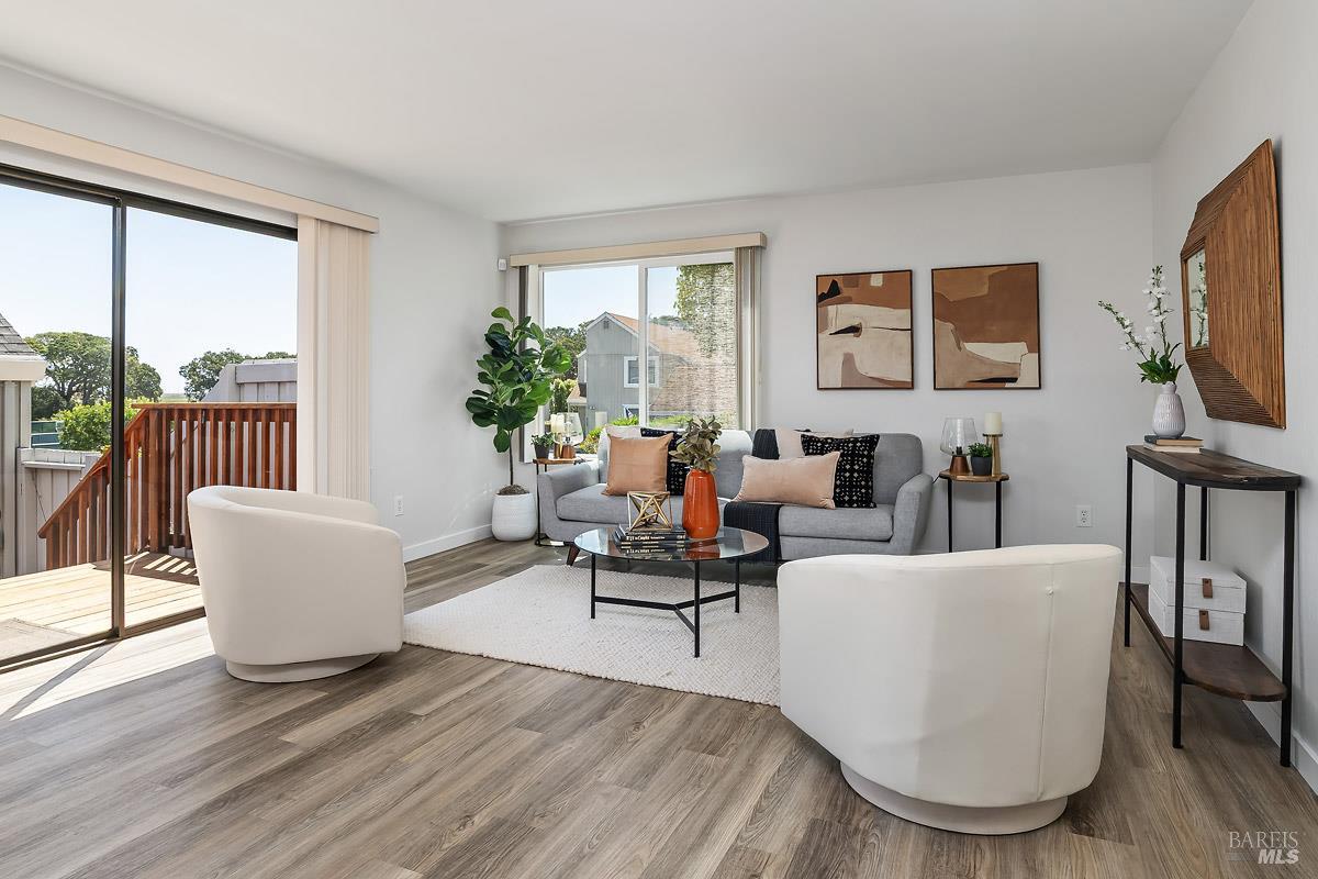 3001 Topaz Drive