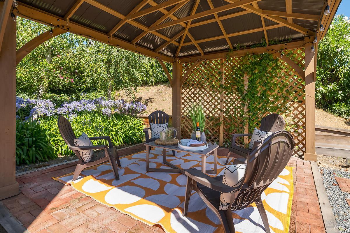 3001 Topaz Drive