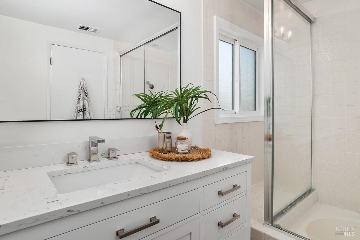 3001 Topaz Drive