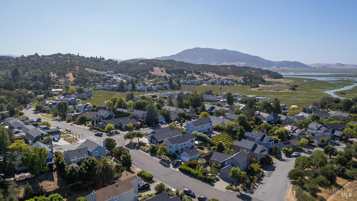 3001 Topaz Drive