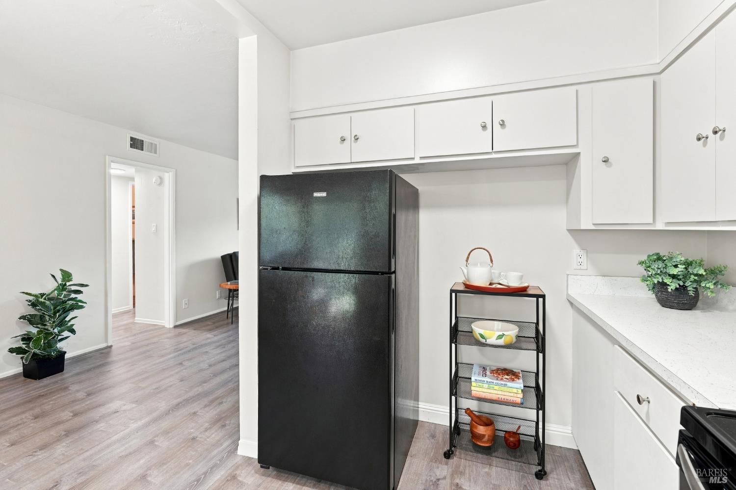 1032 Los Gamos Road Unit: #A