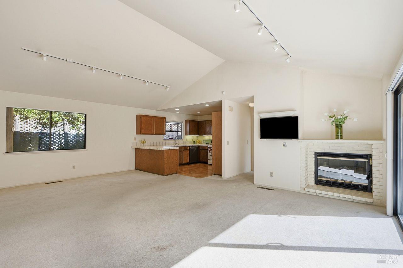 1409 Morning Glory Drive