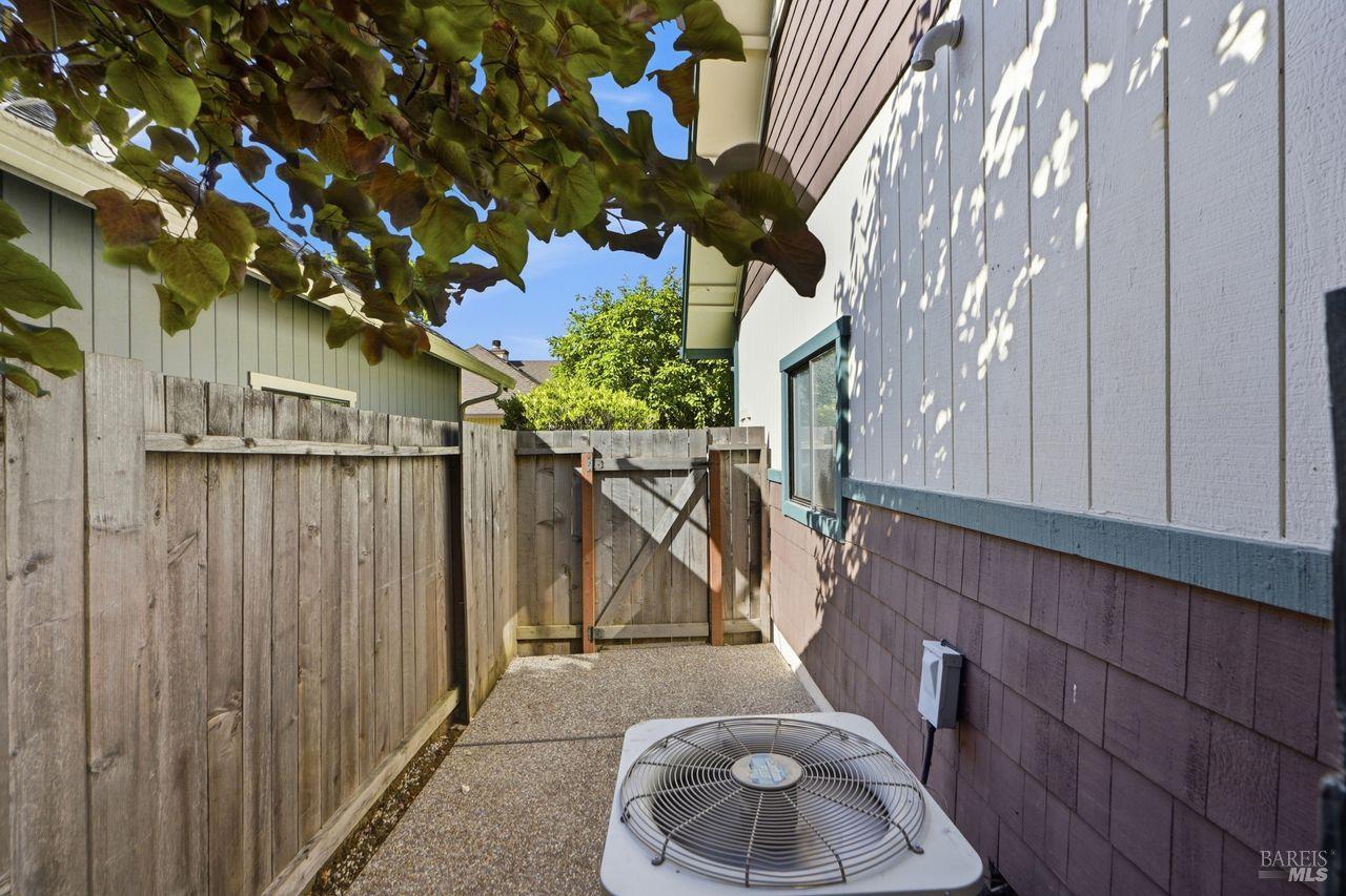 1409 Morning Glory Drive