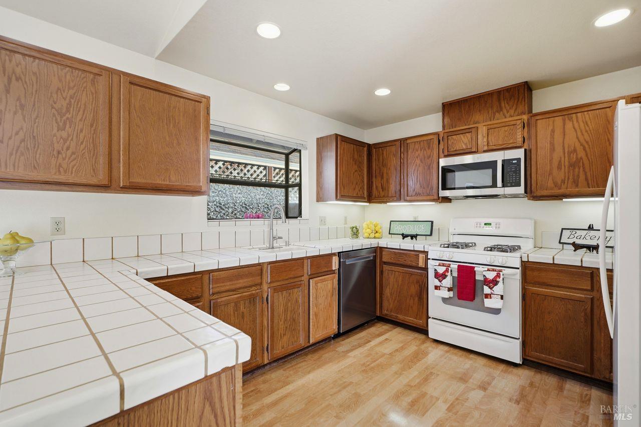 1409 Morning Glory Drive