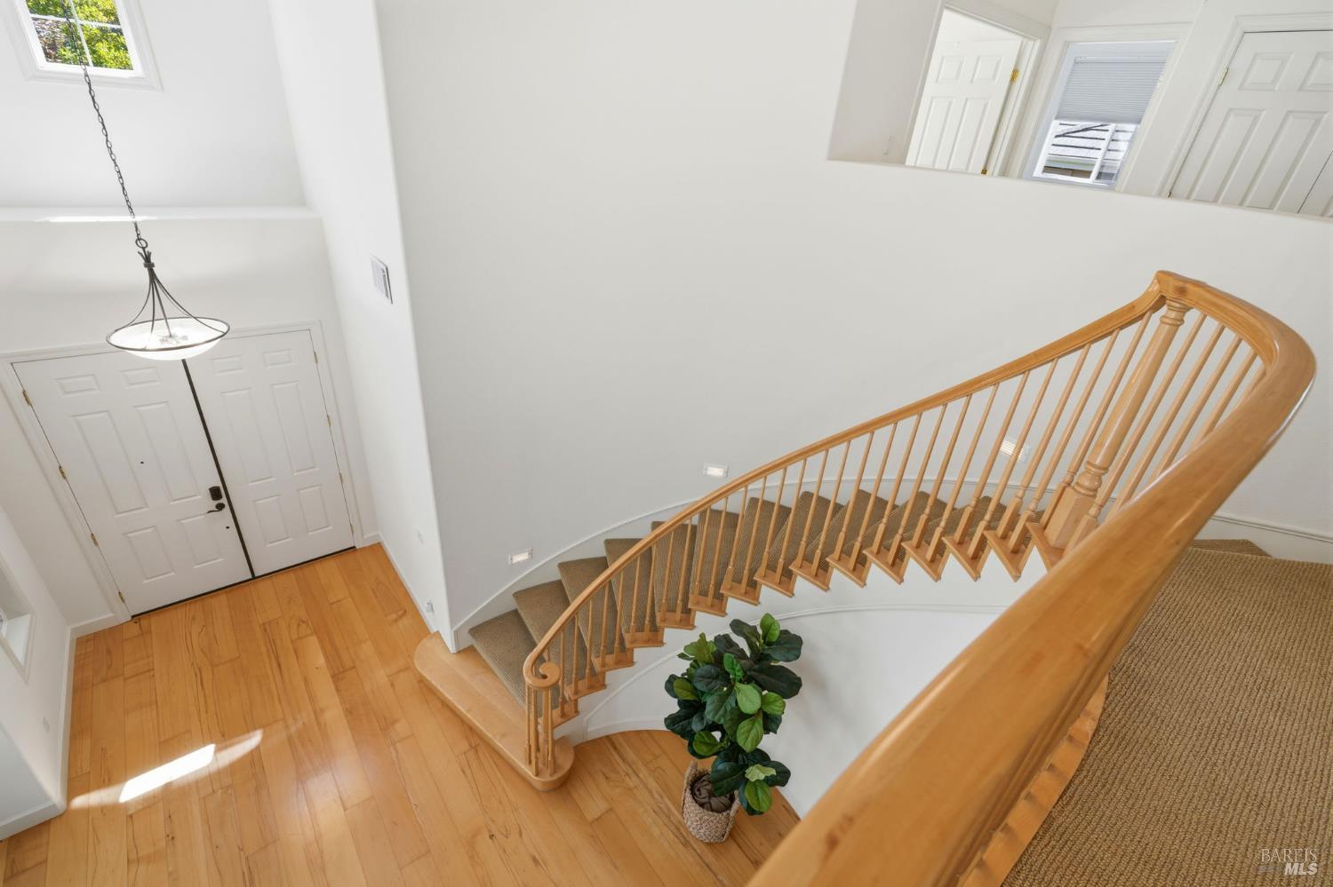 33 Pepper Creek Way