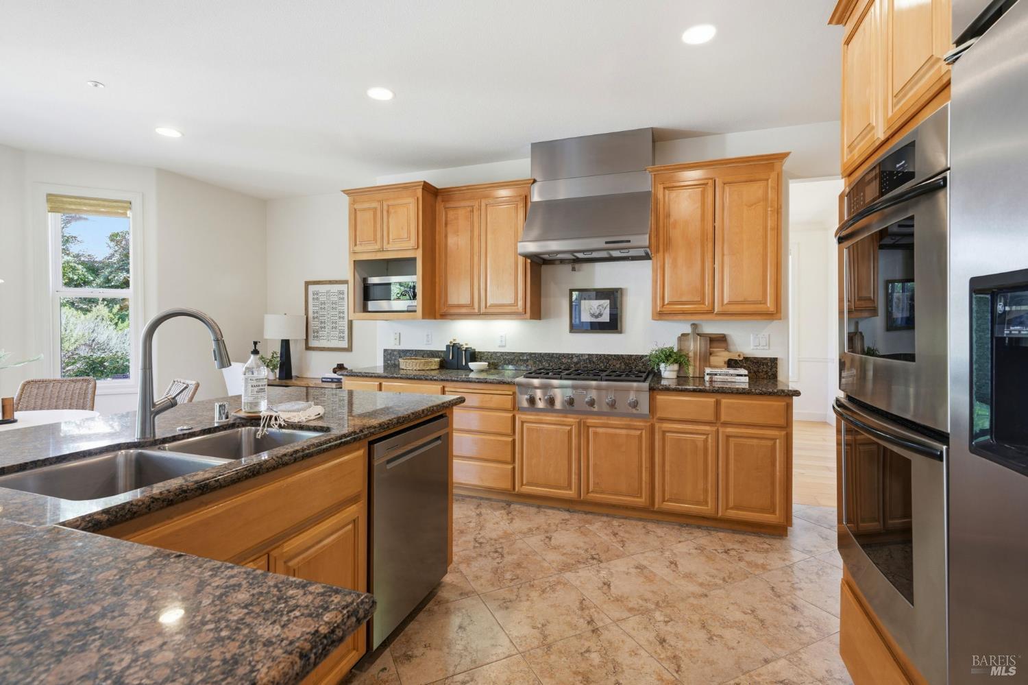 33 Pepper Creek Way