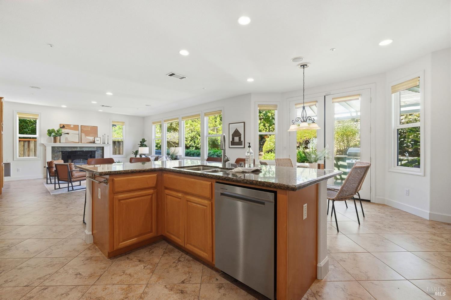 33 Pepper Creek Way
