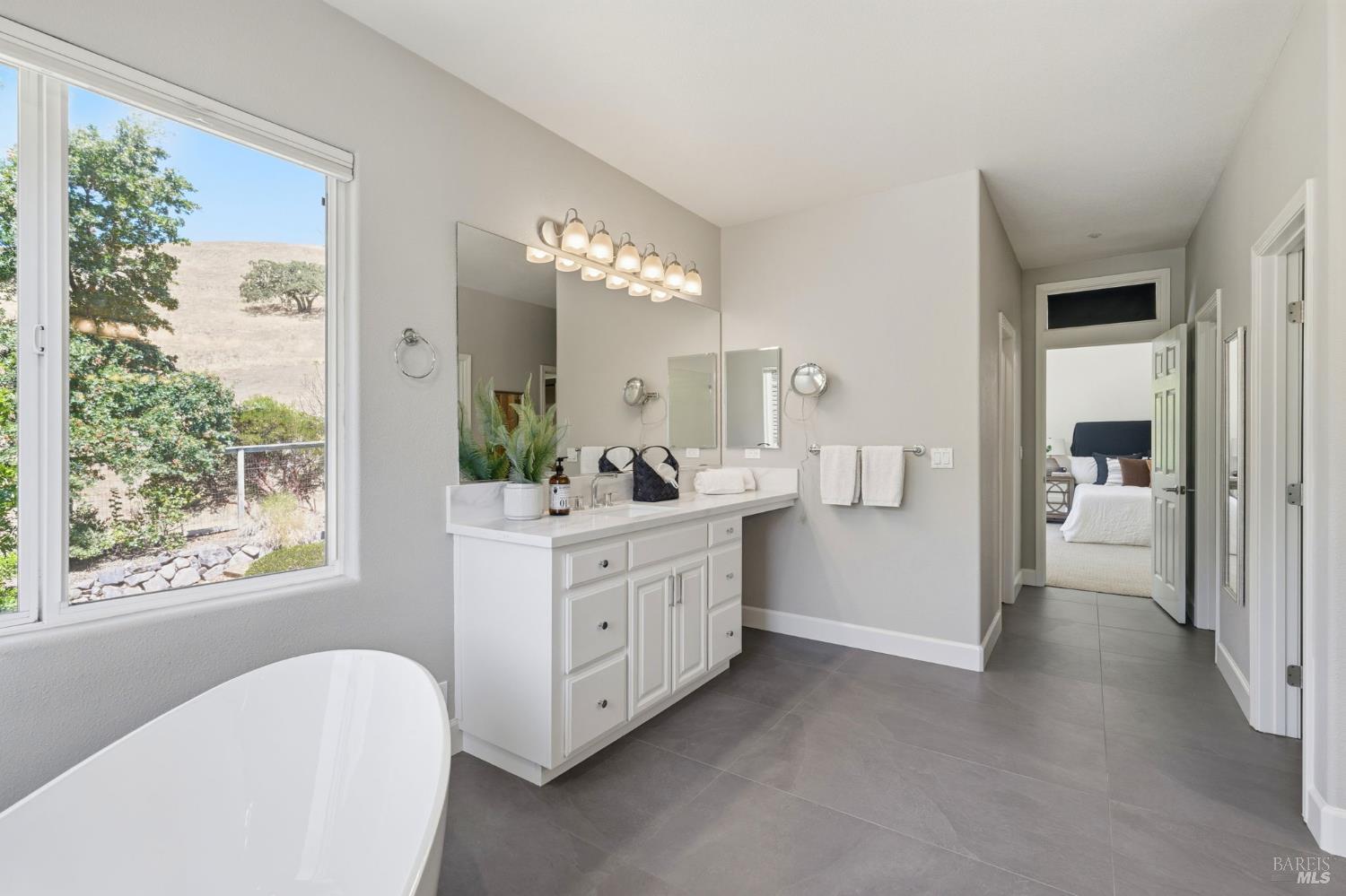 33 Pepper Creek Way