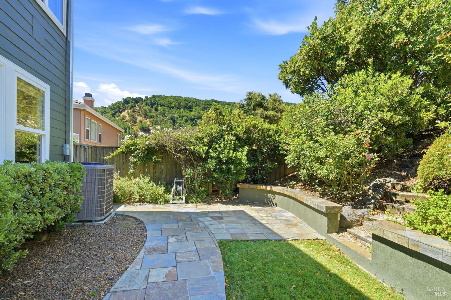 33 Pepper Creek Way