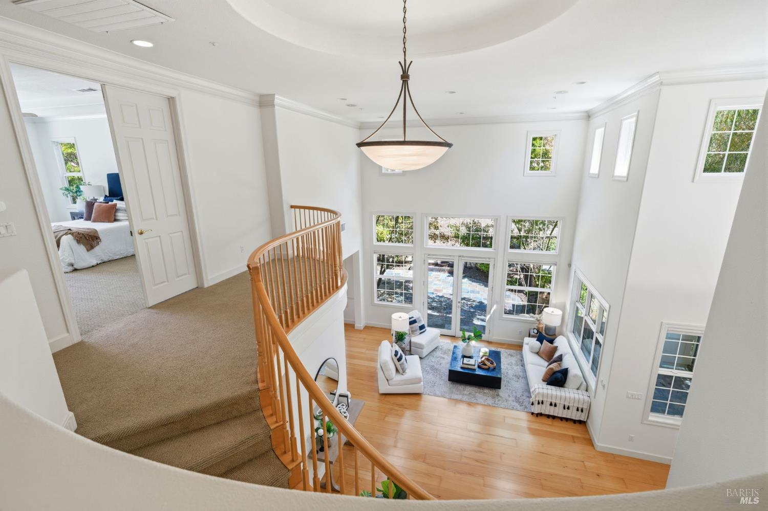 33 Pepper Creek Way