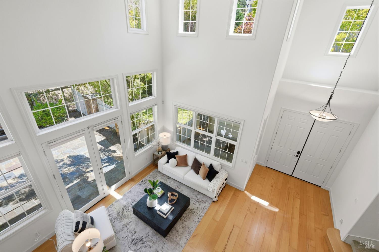 33 Pepper Creek Way