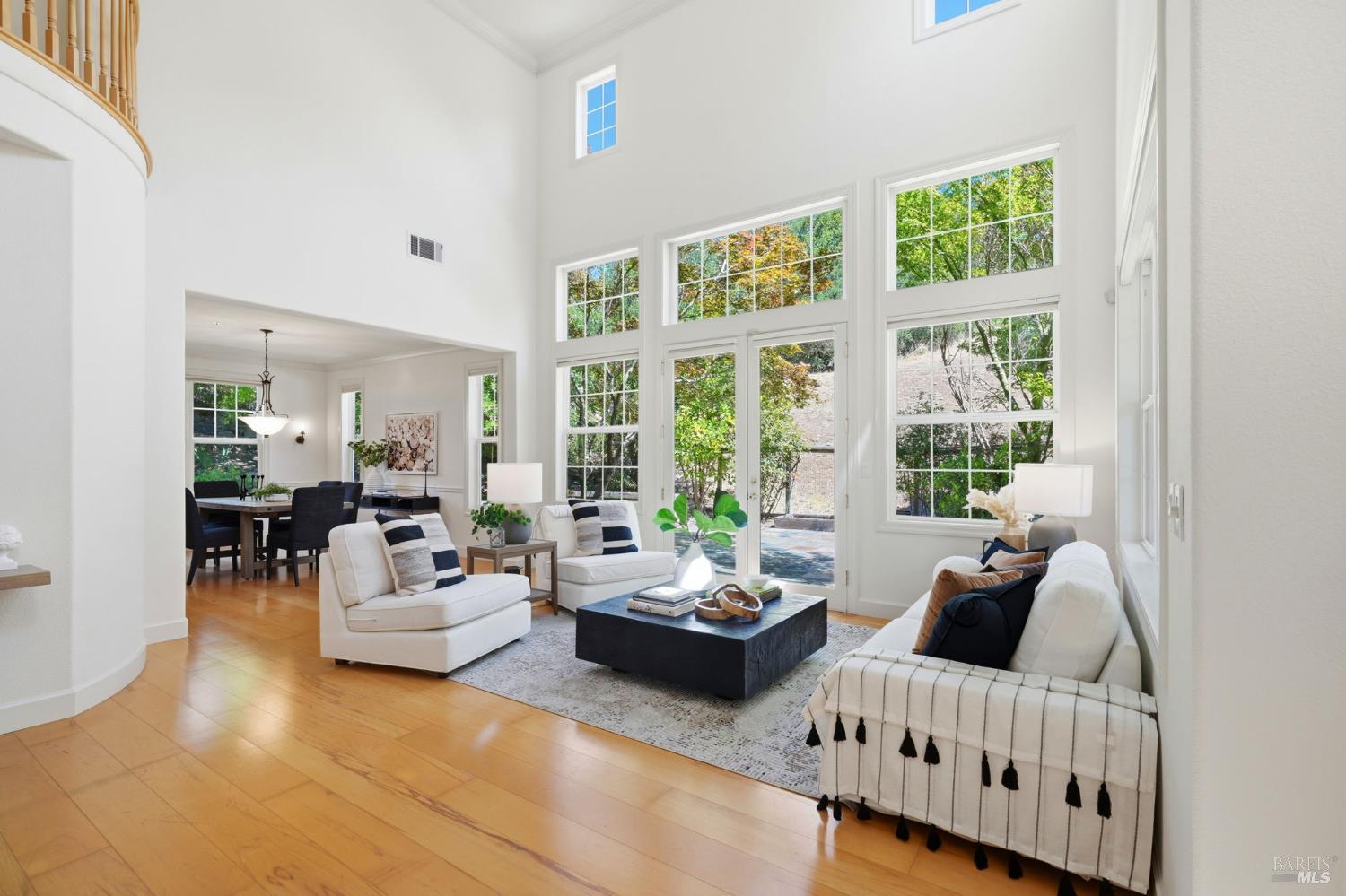 33 Pepper Creek Way