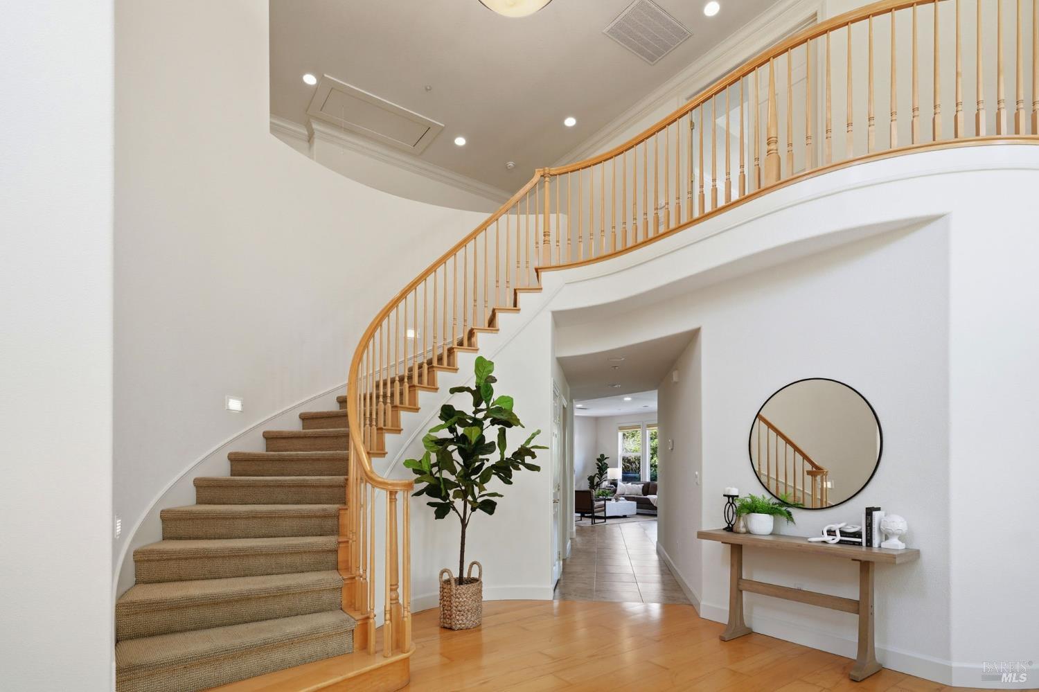 33 Pepper Creek Way