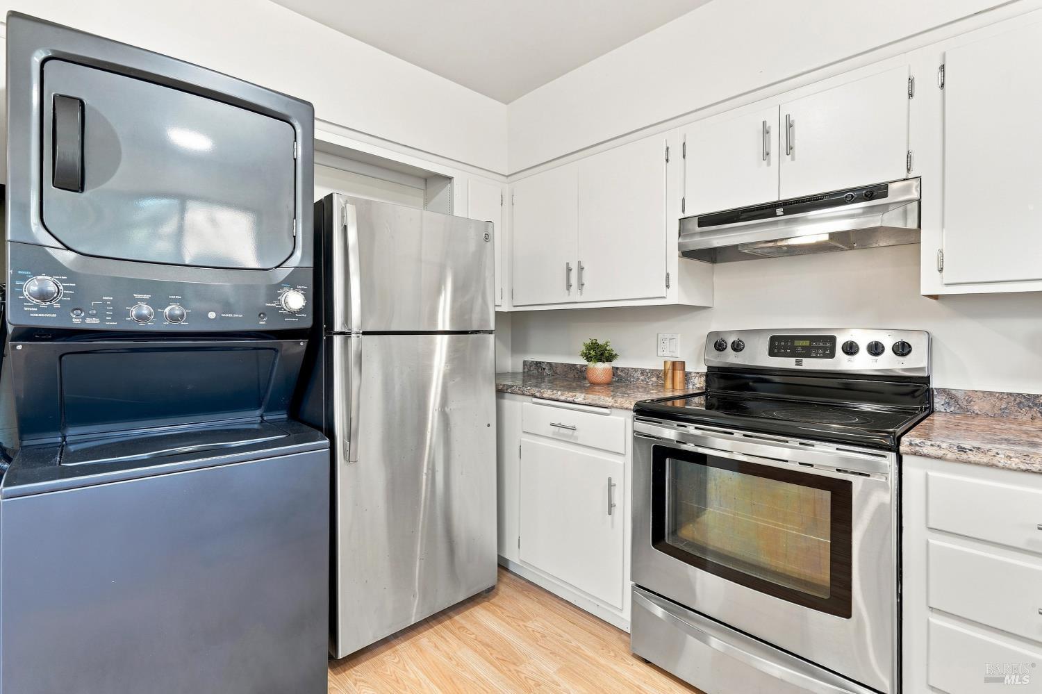 1056 Los Gamos Road Unit: #E