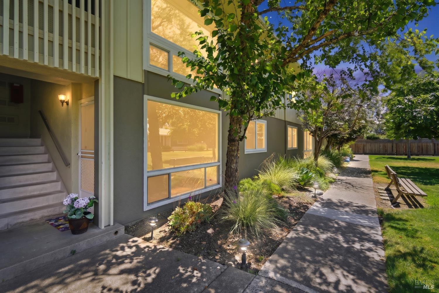 1056 Los Gamos Road Unit: #E