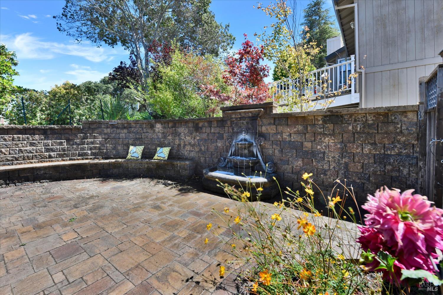68 Rockrose Way
