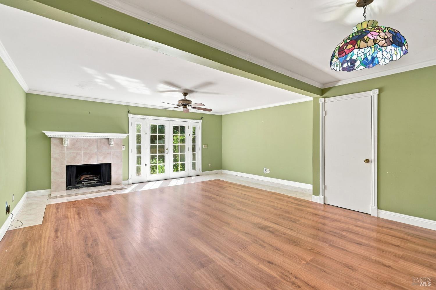 7 Rosemary Court