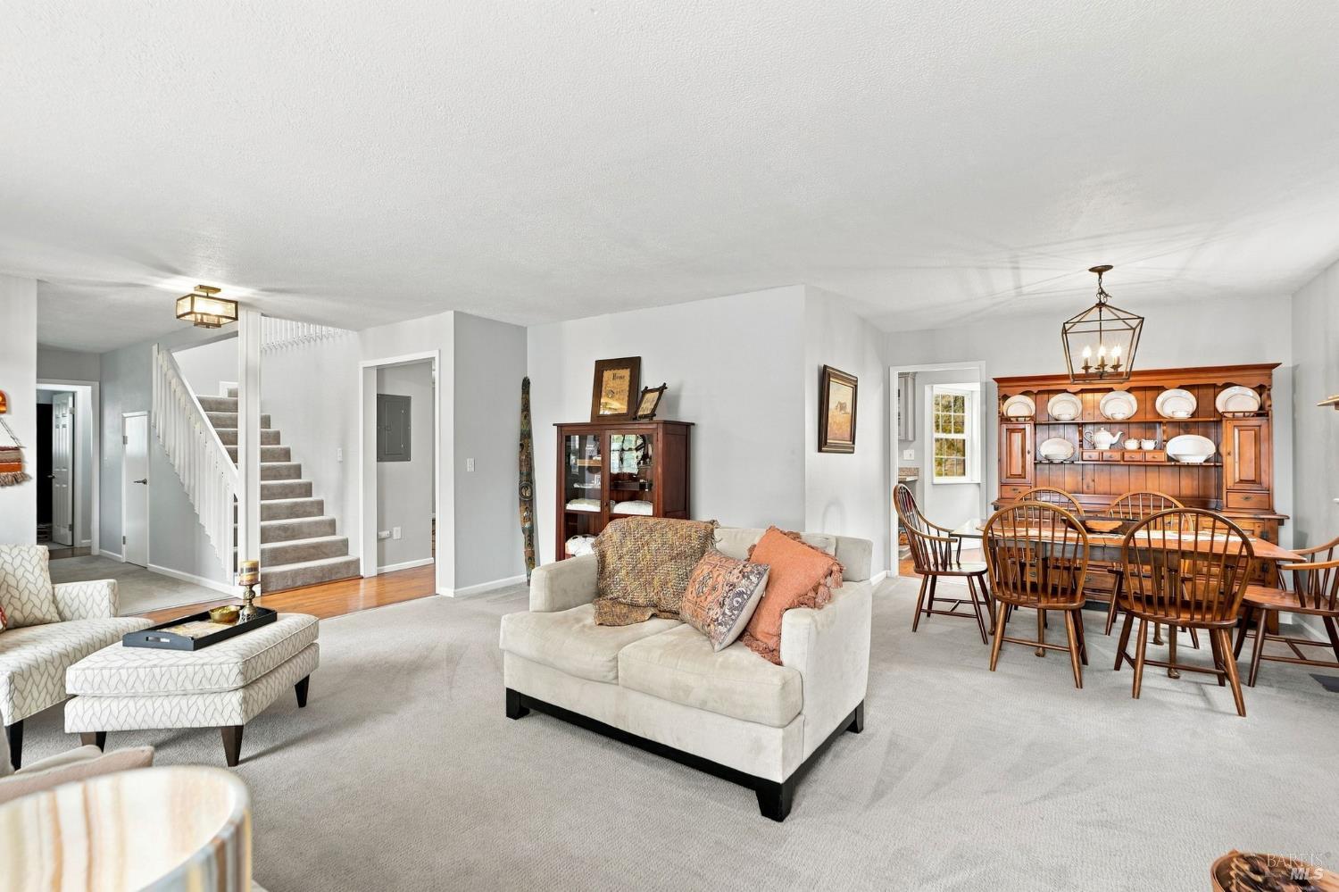 2604 Topaz Drive