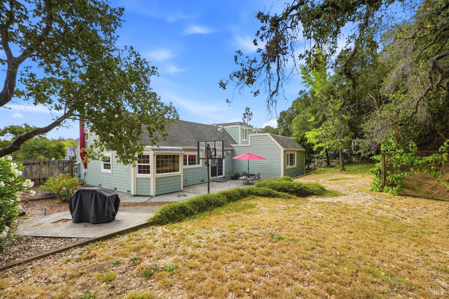 2604 Topaz Drive