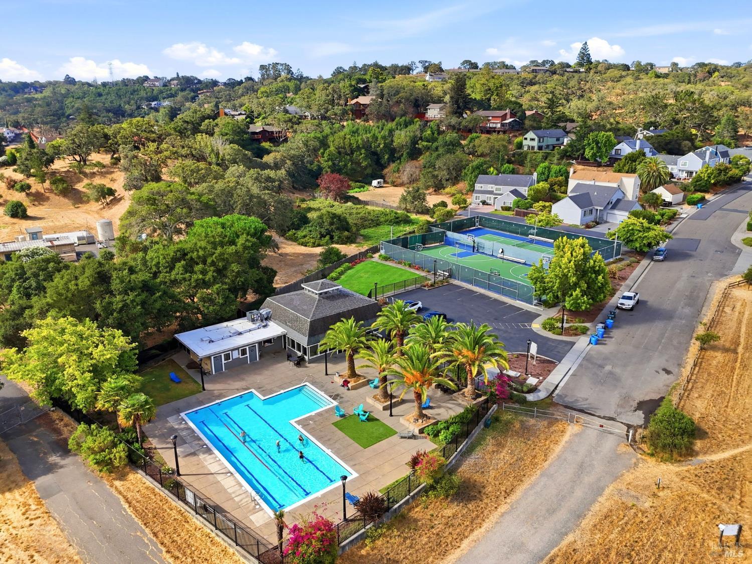 2604 Topaz Drive