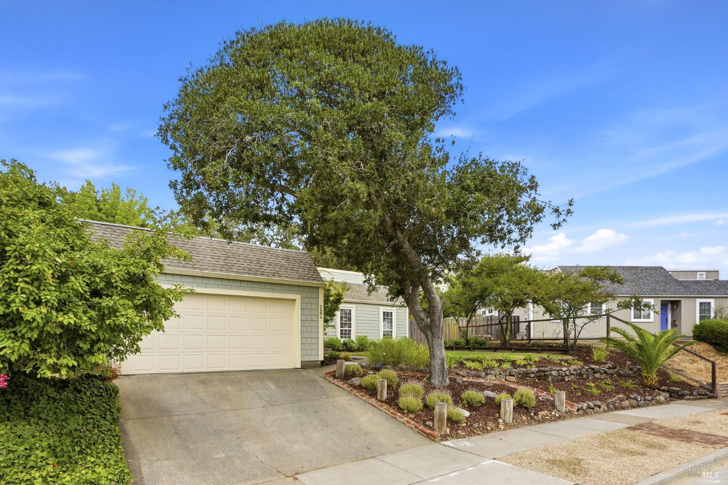 2604 Topaz Drive