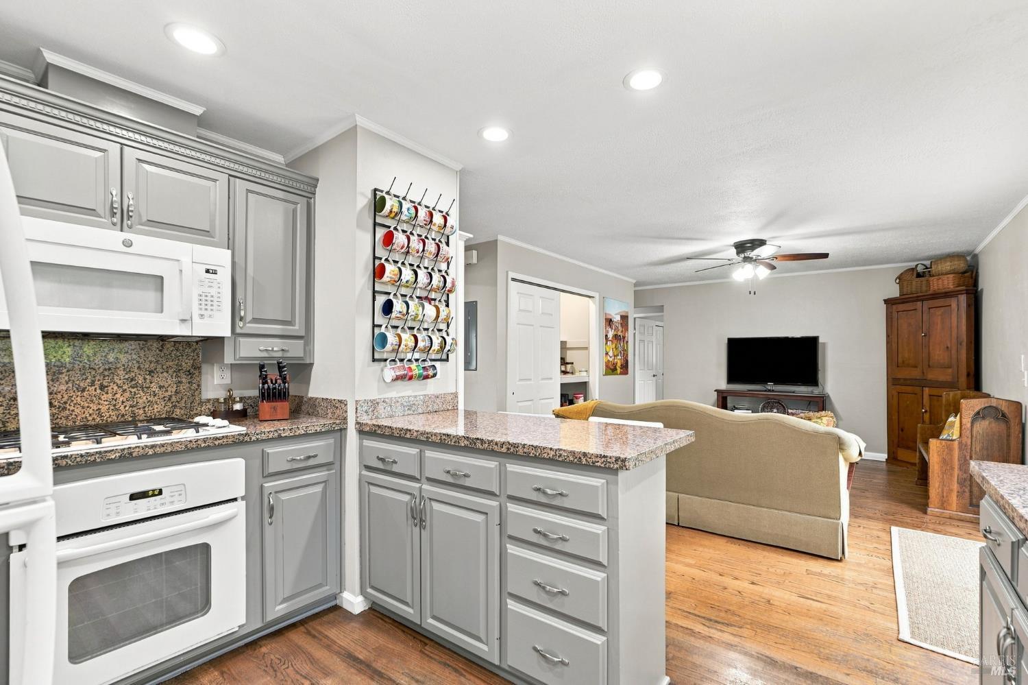 2604 Topaz Drive