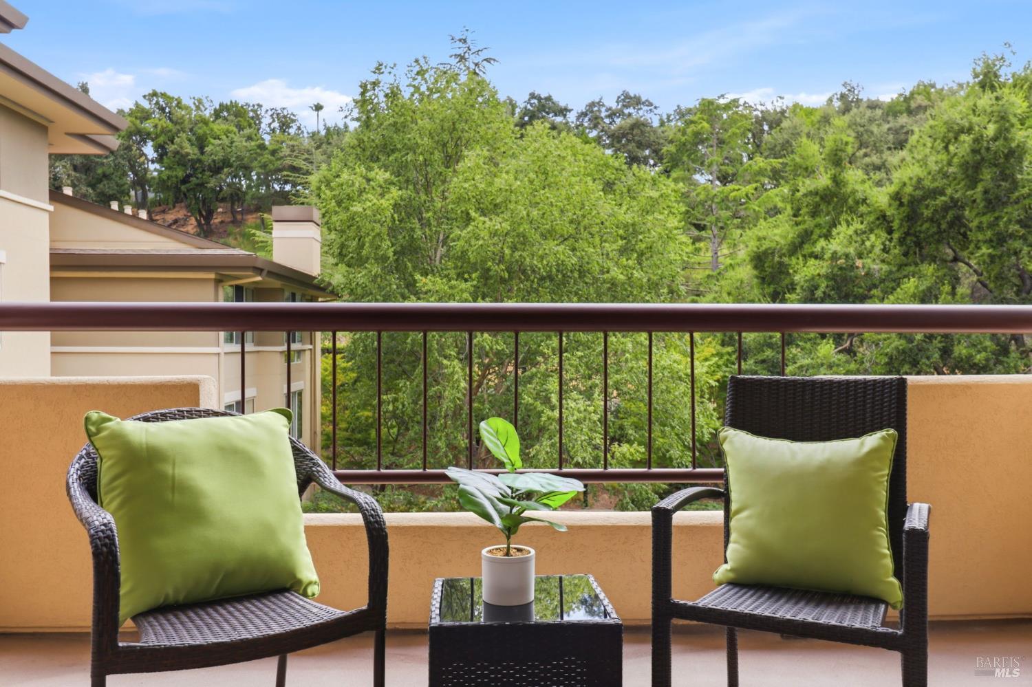 400 Deer Valley Road Unit: #4H