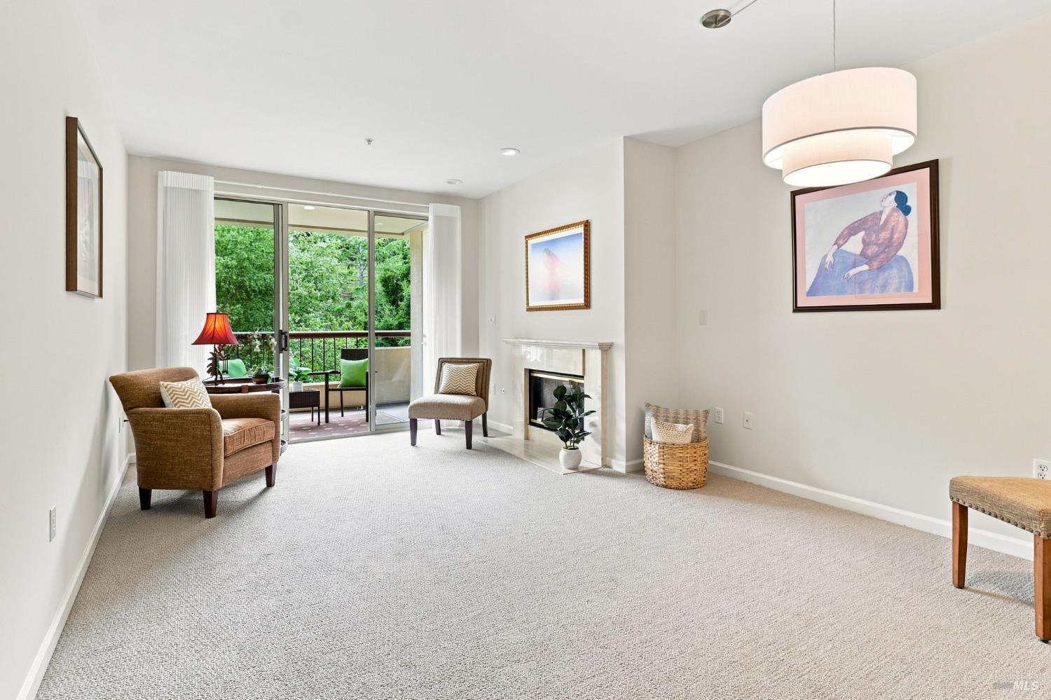 400 Deer Valley Road Unit: #4H
