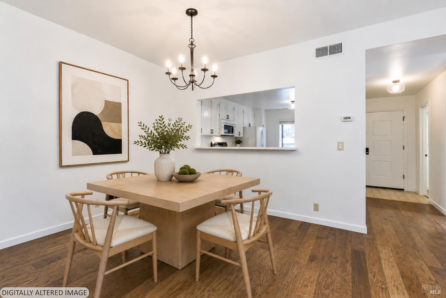 1001 Margaret Court