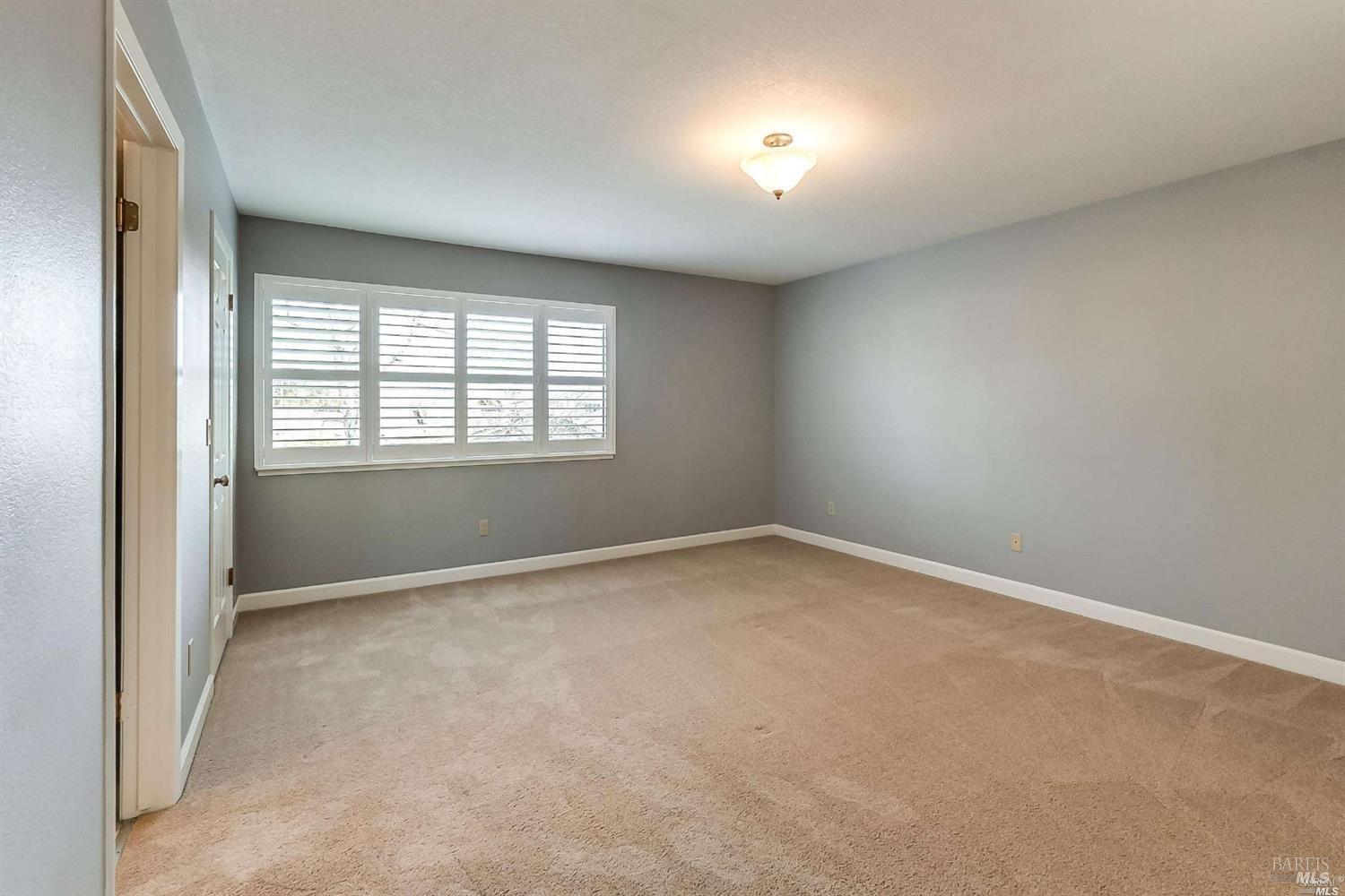 2246 Aaron Court