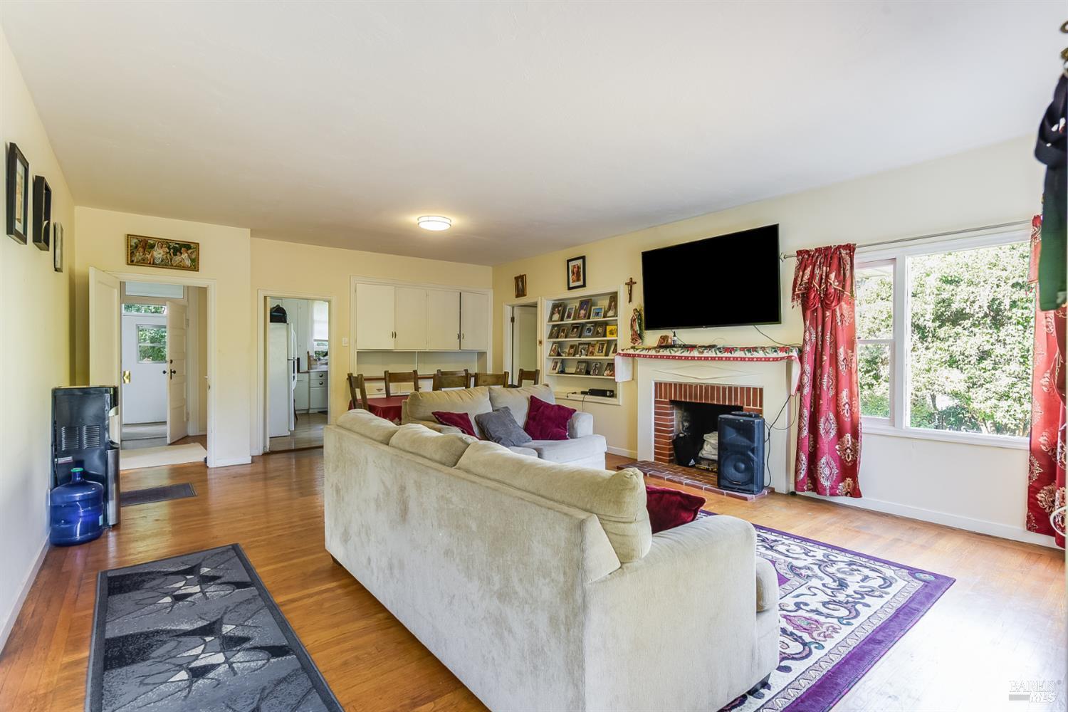 1723 Novato Boulevard