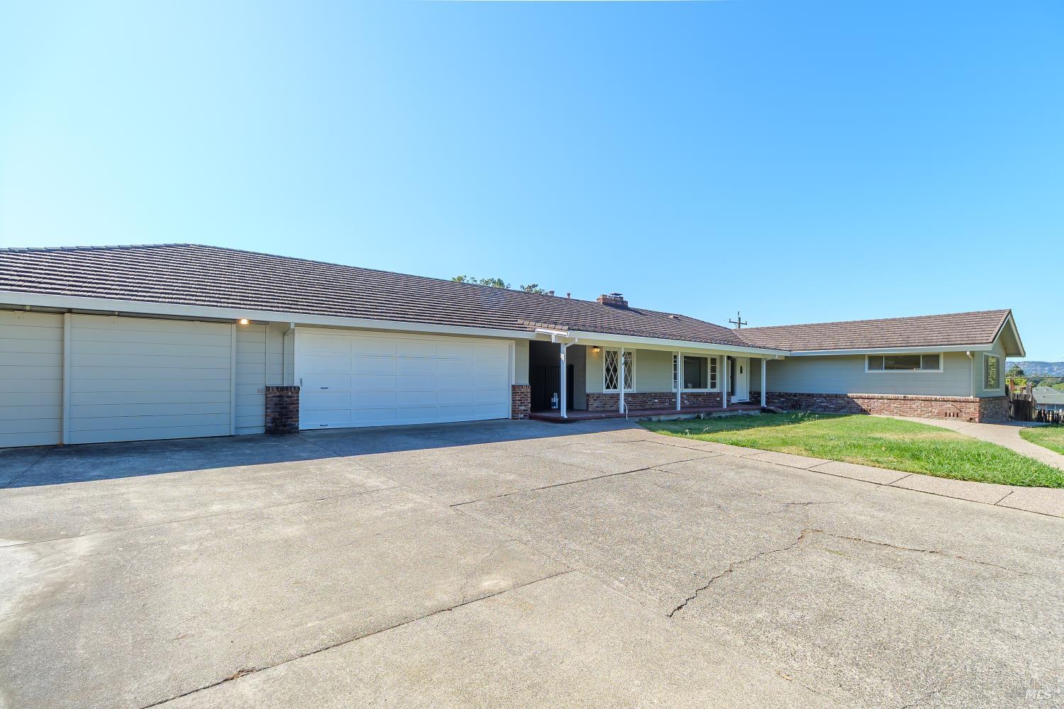4 Ranch Road