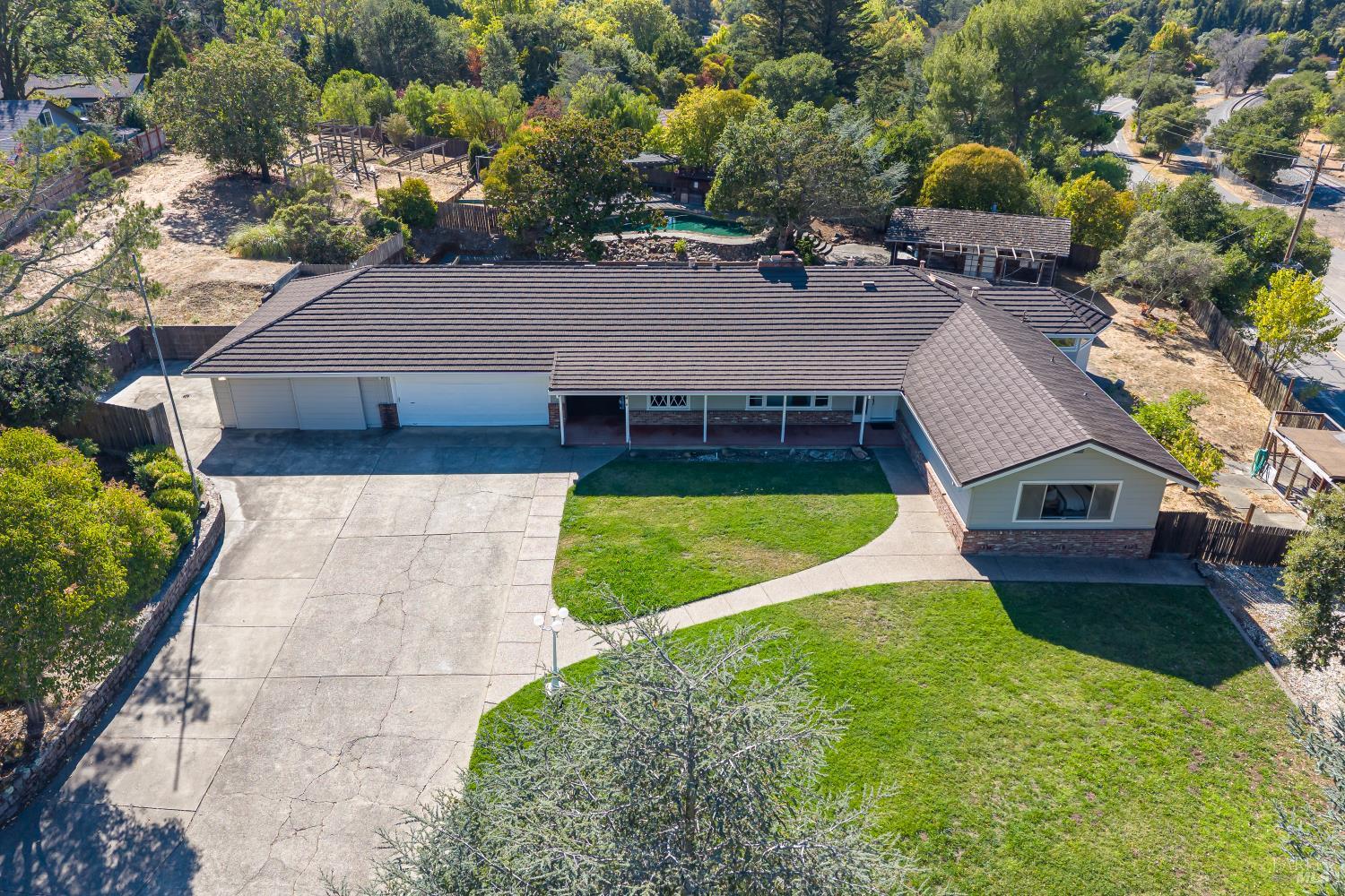 4 Ranch Road