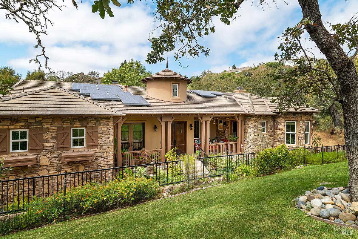 128 Stonetree Lane