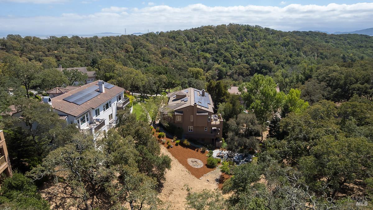 128 Stonetree Lane