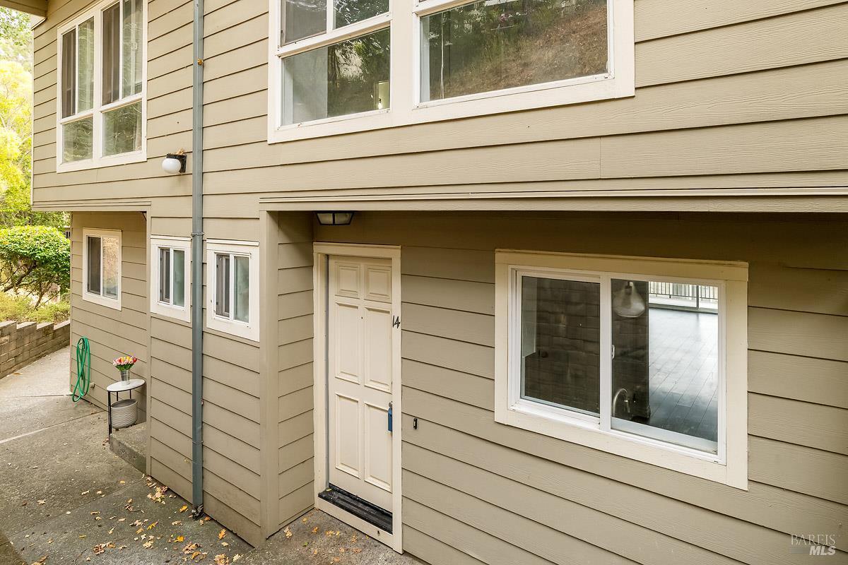 10 Professional Center Parkway Unit: #14