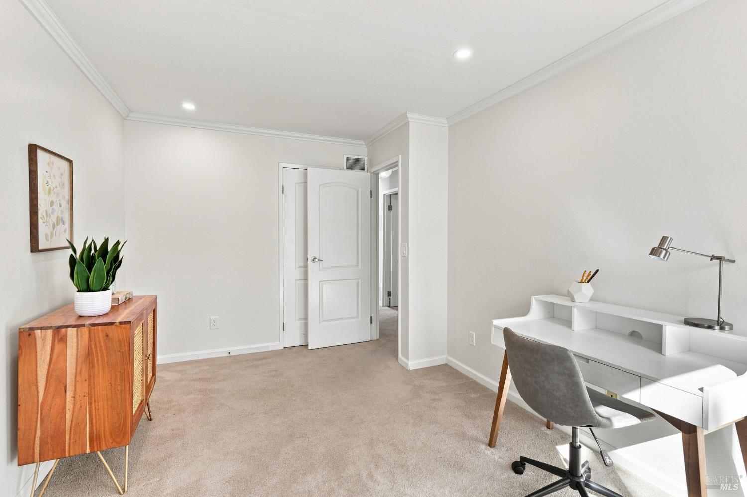1552 Center Road Unit: #50