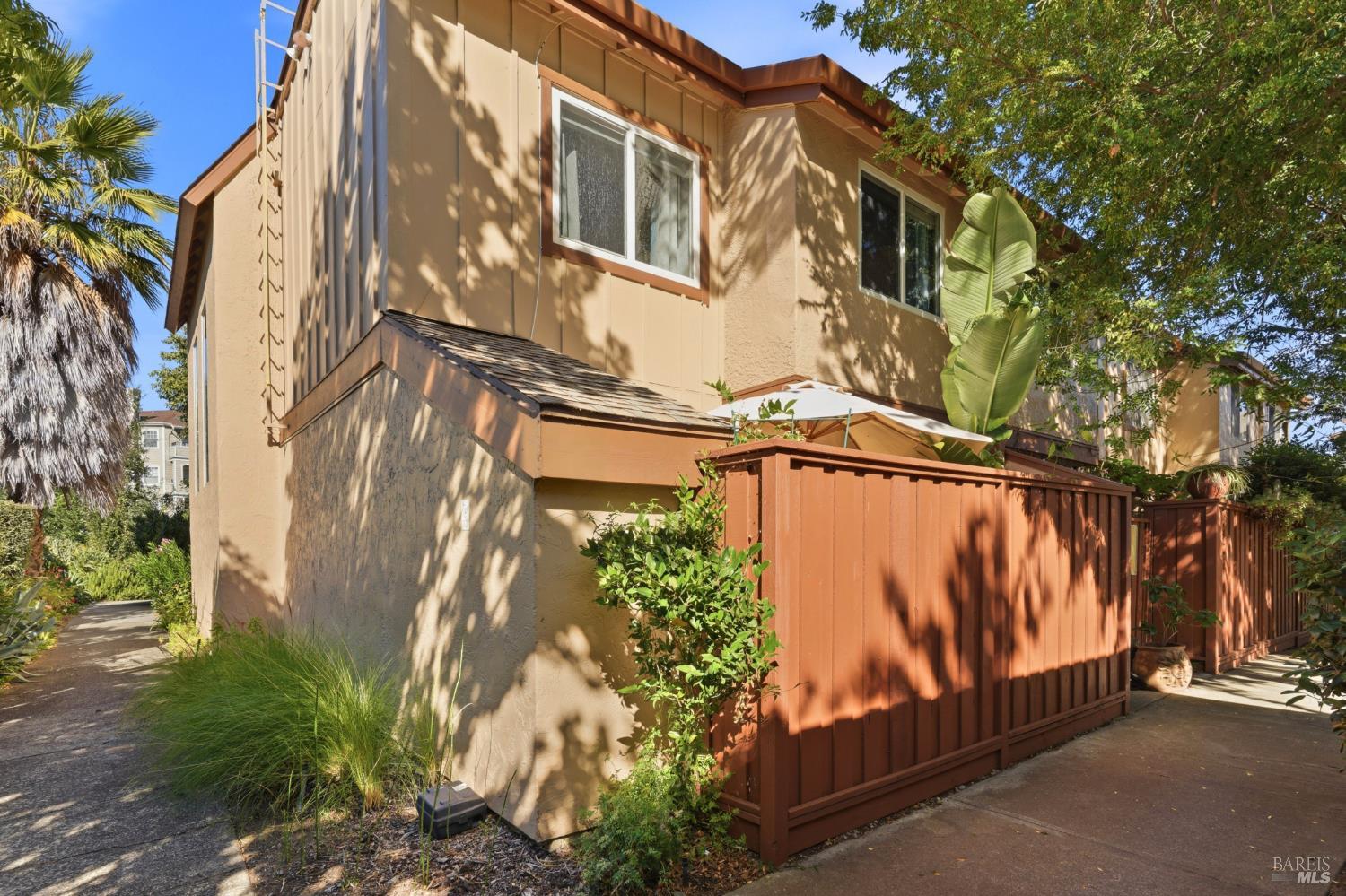 1552 Center Road Unit: #50