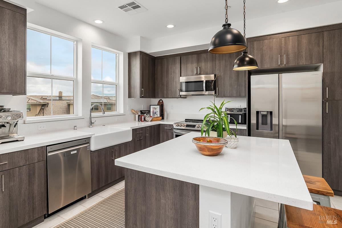 401 Rockview Road